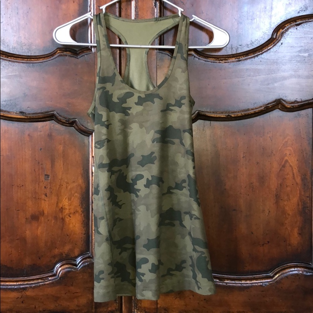 lululemon camo Razorback tank